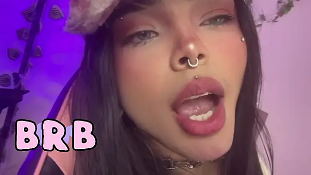 Chat XXX en directo de Maki_XOXO