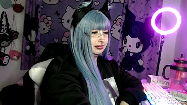 lussyevans24's Live XXX Chat