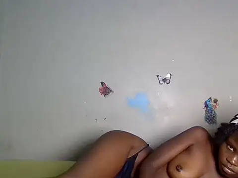 Queen_tina2 Chat XXX in diretta