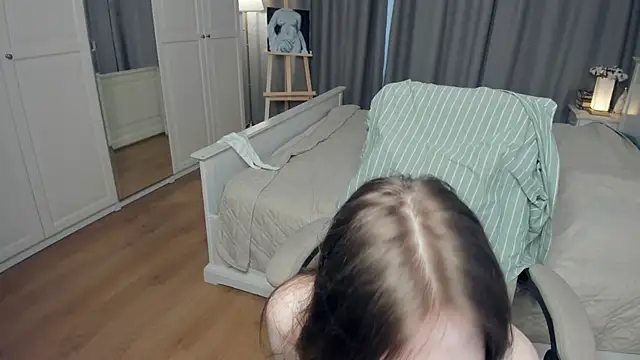 Chat XXX en directo de LavenderMitten