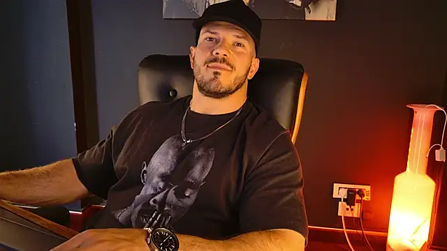 XXX chat uživo modela AngeloEric