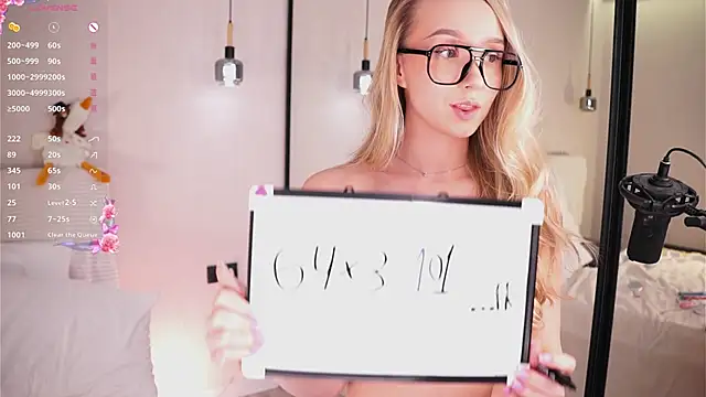 HollisBeckett Adlı Modelin Canlı XXX Sohbeti