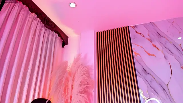 nahomyrusell Live XXX Chat