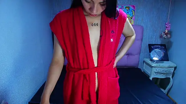 valentinashine élő XXX-chatje