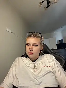 Chat XXX Live DriveThruCiri