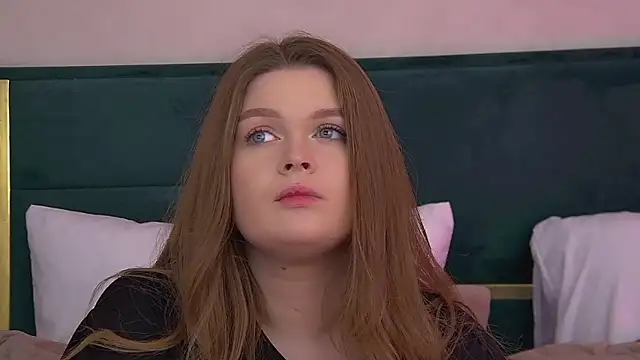XXX chat uživo modela CrystalLyons