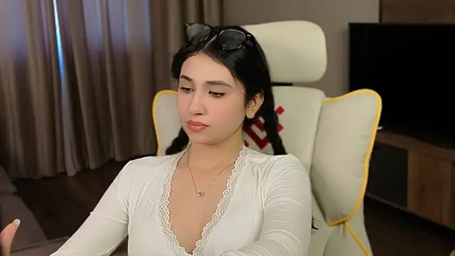 honeylanaa's Live XXX Chat