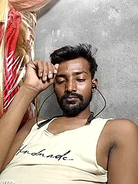 India_HOT23: διαδικτυακό σόου στην κάμερα