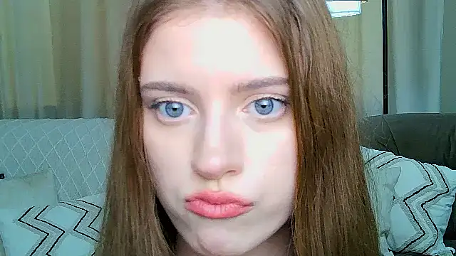 Erica_Kiss' Live XXX Chat