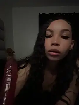 XXX chat uživo modela nikkiloveee
