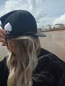 ThatAltGirl élő XXX-chatje