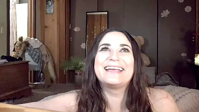 VelvetBrunetteXo's Live XXX Chat