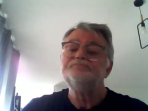 oura – Naživo XXX chat