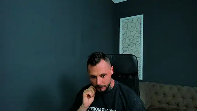 Chat +18 de BrianHunts ao vivo