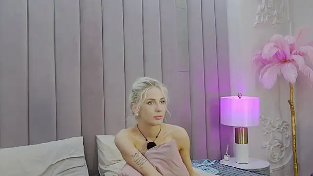 Tiffany_Stein – Naživo XXX chat