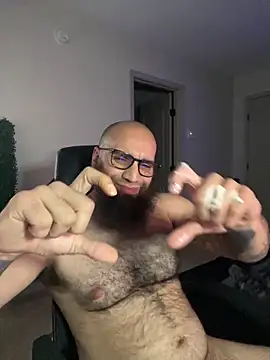 MastaWolfy's Live XXX Chat