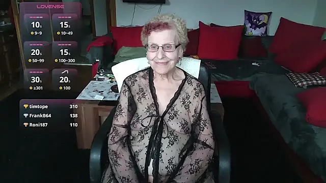 HeisseomaOriginal's Live XXX Chat