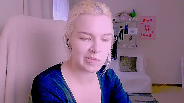 دردشة Hot_Blonda الجنسية المباشرة
