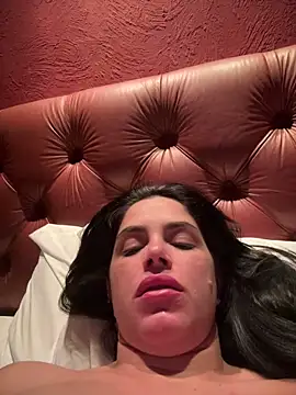 LOUISEE__ webcam show