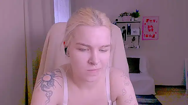 Chat XXX ao vivo de Hot_Blonda