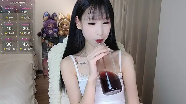 M-OTT_n Live XXX chat