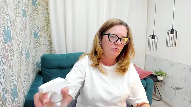 Chatroom XXX en direct de LeaPure