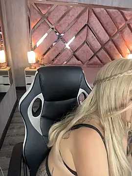 lya_nekko_ লাইভ XXX চ্যাট