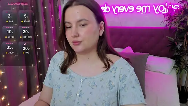 Czat XXX na żywo – FeralPeach