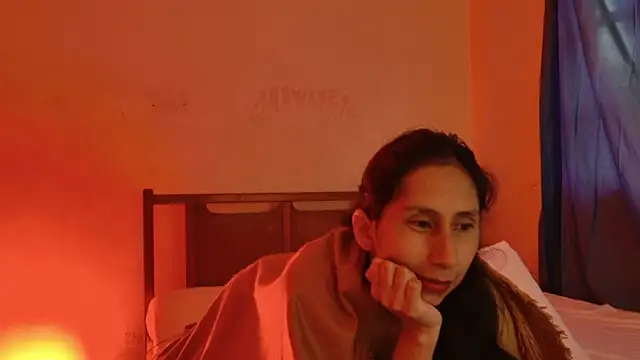 MoonLipsON- live XXX chat