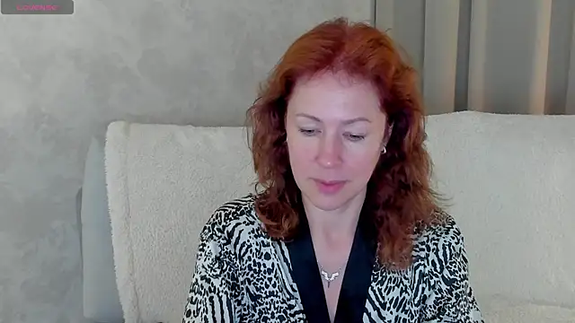 LeticiaRomano live XXX chat