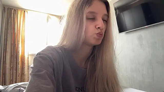 Tiffany_Blom Live XXX-Chat
