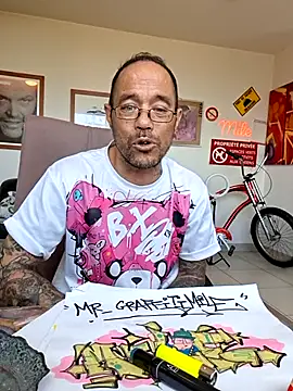 Mr_Graffitimile 在線直播表演