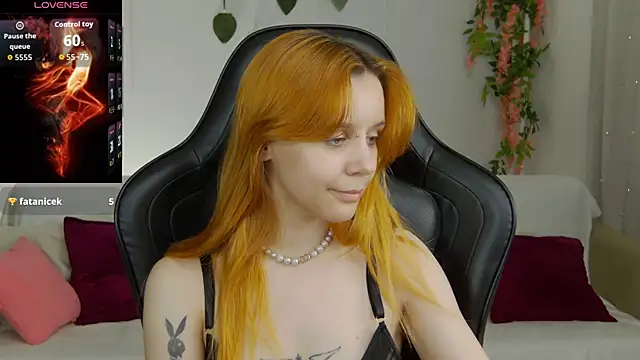 Rachel_lips élő XXX-chatje