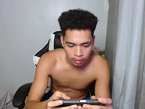 Živý XXX chat curlyasian_njxx