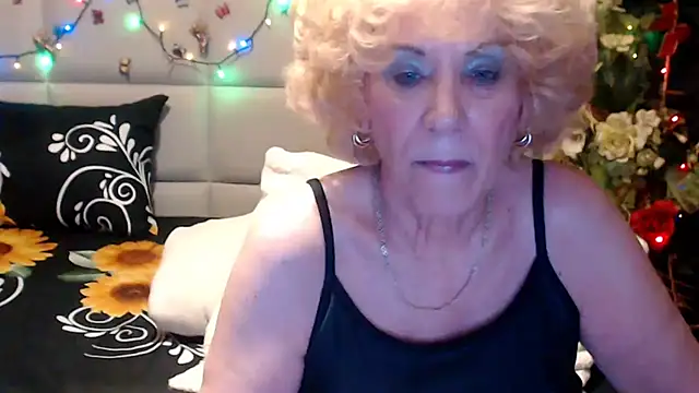 Chatroom XXX en direct de HappyWomanOn