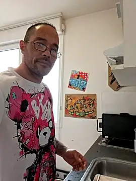 Mr_Graffitimile Chat XXX in diretta