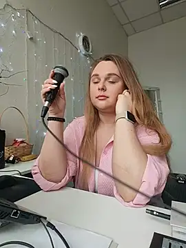 دردشة Juicy_PeachLux الجنسية المباشرة