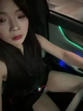 lilina520's Live XXX Chat