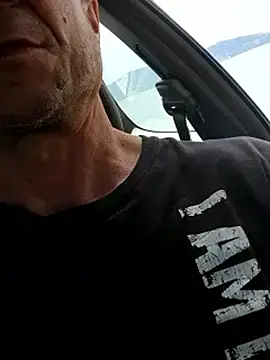 GreekGuyOutdoors 即時 XXX 聊天