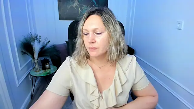 NinaStarle 라이브 XXX 채팅