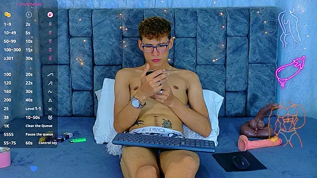 NicolasTorrez Show Webcam
