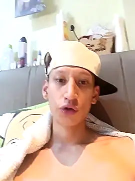 Show modela Disey888 na web-kameri