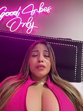 sexyyykloee's Live XXX Chat