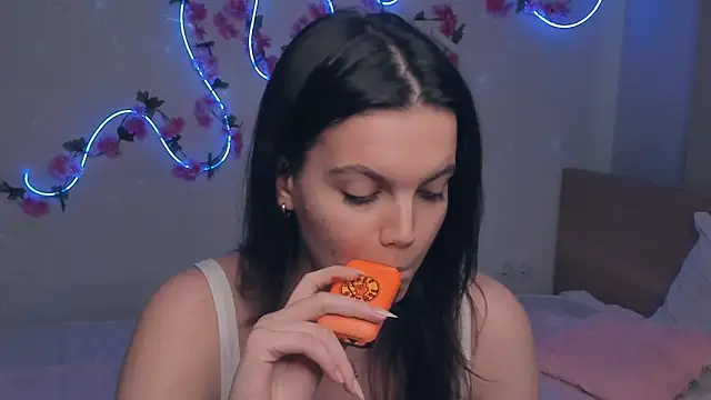 JuliannPaysour's Live XXX Chat