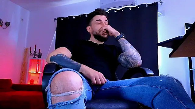 Chat XXX ao vivo de MightyAaron66