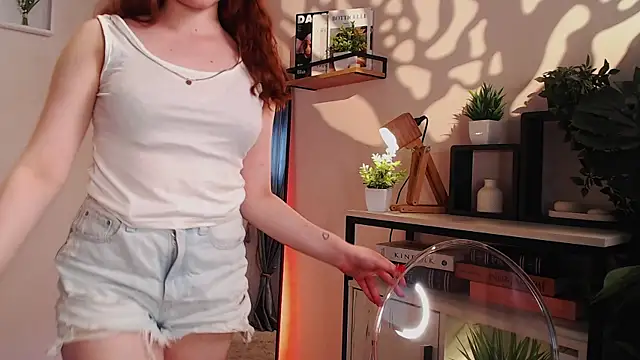Онлайн чат XXX DanaEliot