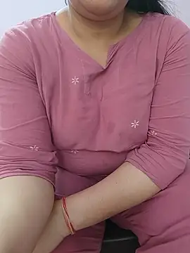 ritika_kushwaha Show in webcam
