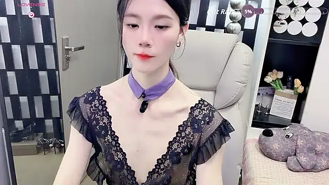 Yueyue-MM 网络视讯表演