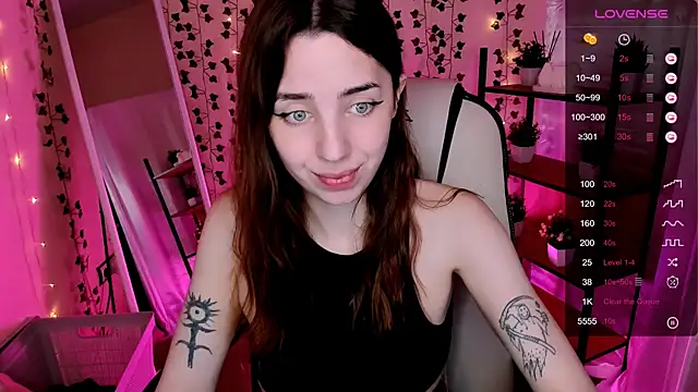 CharliGrace_ Adlı Modelin Canlı XXX Sohbeti