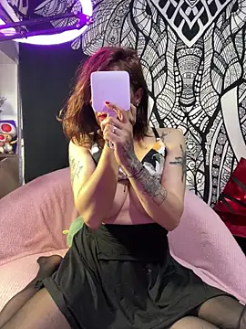 غرفة دردشة Boonny_Boo- المباشرة